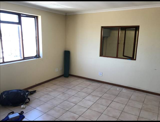 305M² FACTORY FOR SALE IN PAROW CENTRAL